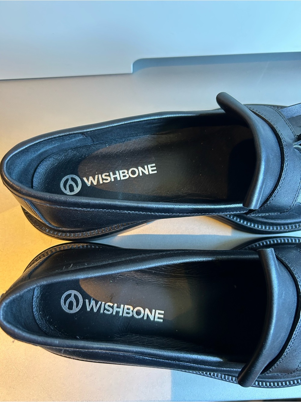 Women’s Leather Wishbone Black Tassel Loafers Size 8.5 - Picture 6 of 10
